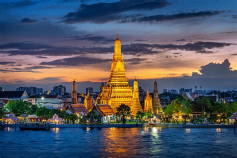 Bangkok .